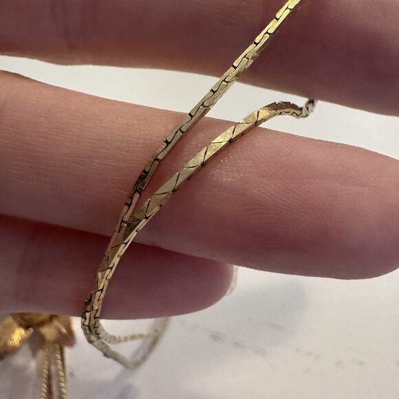 Vintage 30" Gold Tone Lariat Style Necklace with Stylized Mesh Rose Slide - Picture 5 of 8